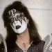 Morre guitarrista fundador da banda Kiss, Ace Frehley, aos 74 anos