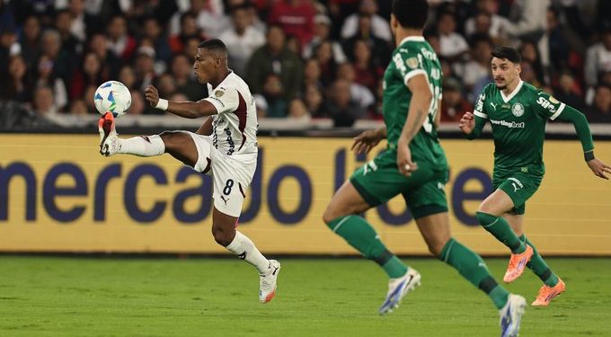 Palmeiras perde da LDU em Quito e se complica na semifinal da Libertadores