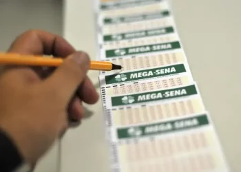 Ninguém acerta e prêmio da Mega-Sena vai a R$ 48 milhões