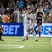Santos vence o Corinthians na Vila Belmiro e respira no Brasileirão