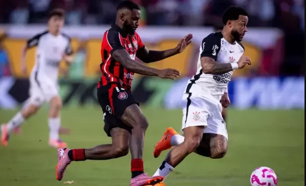 Corinthians vence o Vitória e abre distância do Z4 do Brasileirão