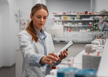 Secretaria da Saúde divulga lista de medicamentos disponíveis na Farmácia Popular