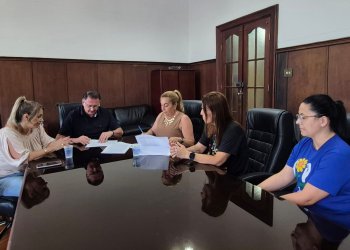 SOCIAL –  Prefeito Roberto Araujo autoriza repasse de recursos à APAE de Avaré