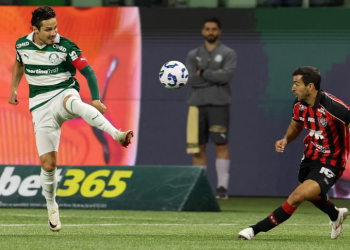 Palmeiras empata com o Vitória no Allianz Parque