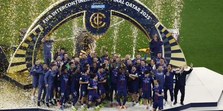 Flamengo perde para PSG e vê sonho do bi mundial ser adiado