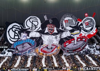 Hugo brilha nos pênaltis, Corinthians bate Cruzeiro e vai à final