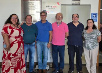 Santa Casa de Avaré recebe placa do programa “Aqui tem SUS Paulista”