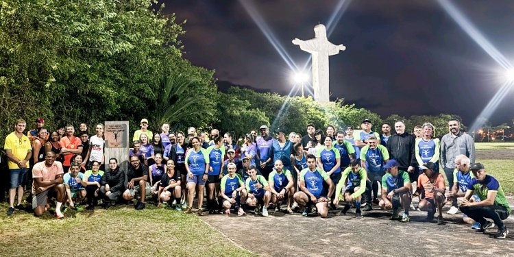 Descerramento de placa eterniza legado de Adão de Campos na Pista de Atletismo de Avaré