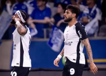 Corinthians vence o Cruzeiro e abre vantagem na semifinal da Copa do Brasil