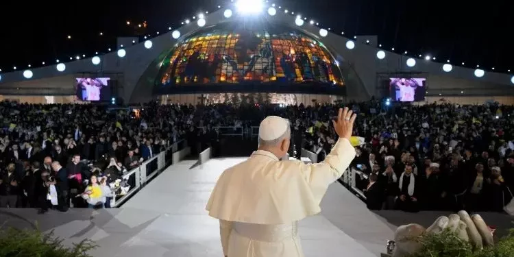 Em visita ao Líbano, papa Leão XIV pede união de líderes religiosos em prol da paz no Oriente Médio