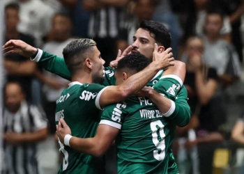 Palmeiras vence o Atlético-MG, mas vê o Flamengo ser campeão brasileiro