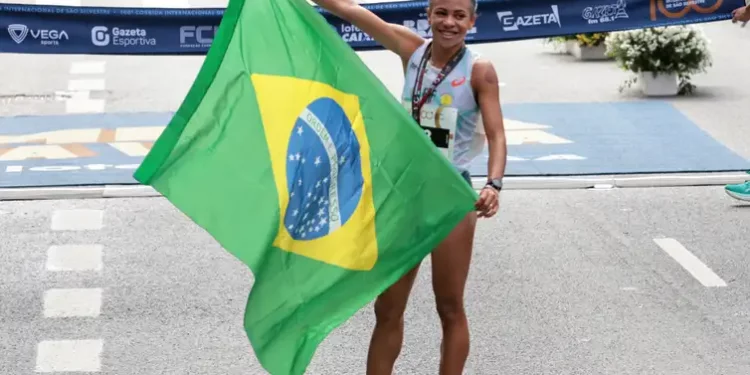 Atleta da Tanzânia vence São Silvestre e Nubia de Oliveira chega em 3º