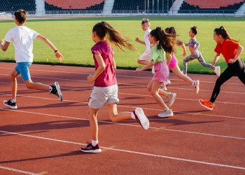Aulas de atletismo estão com inscrições abertas para jovens de 7 a 17 anos
