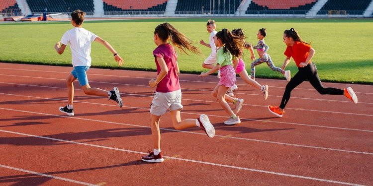 Aulas de atletismo estão com inscrições abertas para jovens de 7 a 17 anos