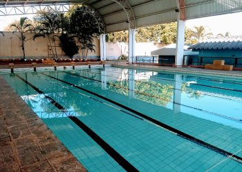 OBRAS  – *Secretaria de Esportes informa sobre manutenção e uso da piscina do Ginásio Kim Negrão*