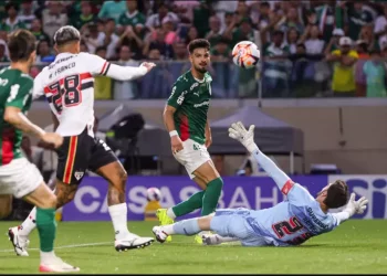 Palmeiras vence o São Paulo e assume liderança provisória do Paulista