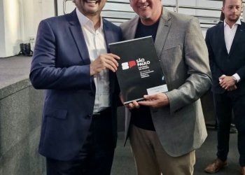 CONQUISTA – *Prefeito Roberto Araujo anuncia conquista de 150 moradias populares*