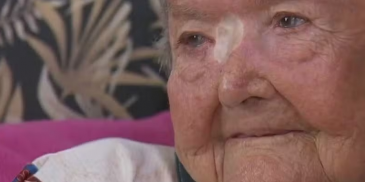 MORADORA DE PARANAPANEMA CELEBRA 109º ANIVERSÁRIO AO LADO DA FAMÍLIA