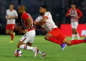 São Paulo vence o Red Bull Bragantino e vai à semi do Paulistão