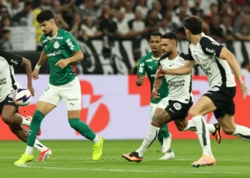 Palmeiras vence o Corinthians e garante classificação no Campeonato Paulista