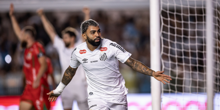 Santos goleia o Velo Clube e avança às quartas do Paulistão