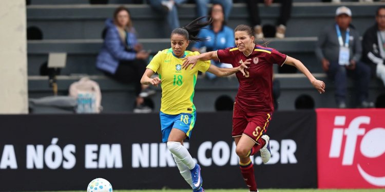 Seleção feminina perde de 2 a 1 para Venezuela em amistoso