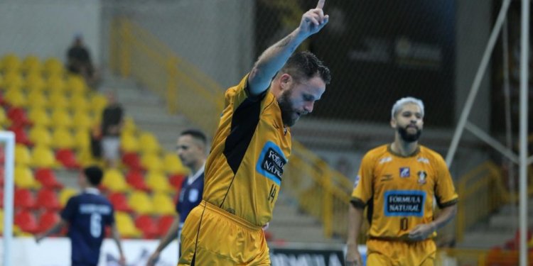 Com dois de Rodrigo Capita, Sorocaba bate o Minas e estreia com vitória na Liga Futsal