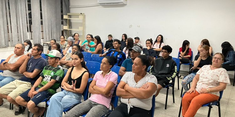 *EDUCAÇÃO*  – *Palestra na EJA destaca a importância da preservação da água*