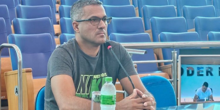 COMISSÃO PROCESSANTE OUVE SERVIDORES E POLICIAL EM SEGUNDO DIA DE OITIVAS SOBRE DENÚNCIA CONTRA PRESIDENTE DA CÂMARA DE AVARÉ