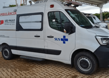 AVARÉ RECEBE NOVO VEÍCULO PARA TRANSPORTE DE PACIENTES EM ENTREGA REALIZADA PELO GOVERNO DE SP; REGIÃO TAMBÉM É BENEFICIADA
