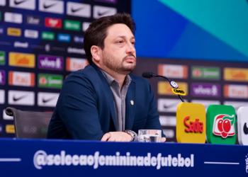Arthur Elias convoca seleção feminina para a Fifa Series