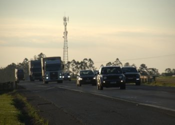 Operação Páscoa prevê mais de 32 mil veículos no trecho de Avaré da SP-255