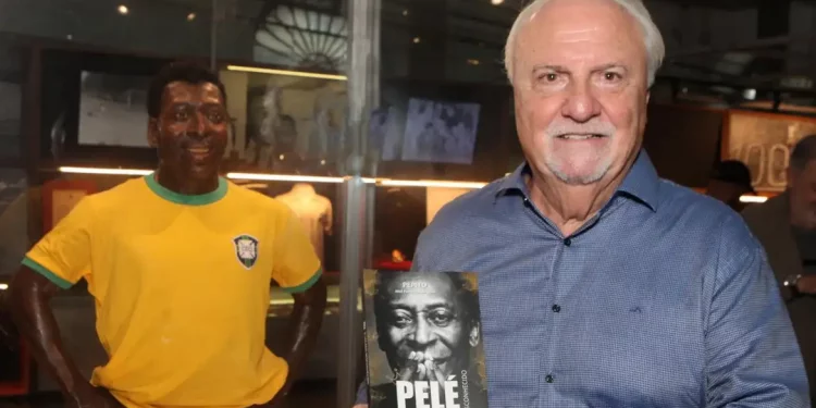Em livro, melhor amigo afirma que “melhor Pelé” esteve fora de campo