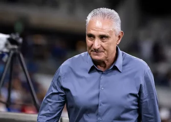 Tite é demitido do Cruzeiro após empate com Vasco no Brasileirão