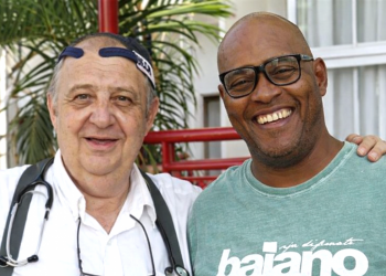 Noroeste dá título de ‘Embaixadores’ a Lela e dr. Omar Haddad