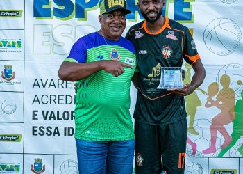 *Feriado de bola rolando em Avaré: rodada do Municipal agita o Estádio São Paulão e reúne grande público*