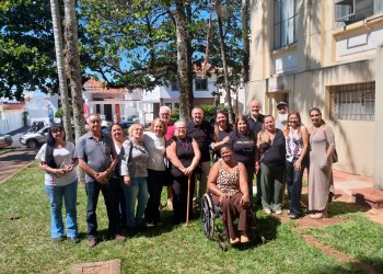 Prefeito Roberto Araujo recepciona artesãos e fortalece a economia criativa avareense