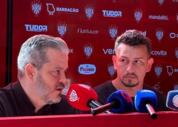 NOVIDADE  – Noroeste apresenta Léo Ceará como reforço na Série