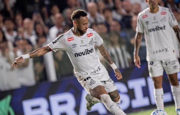 Santos vence o Remo e sobe na tabela do Brasileirão