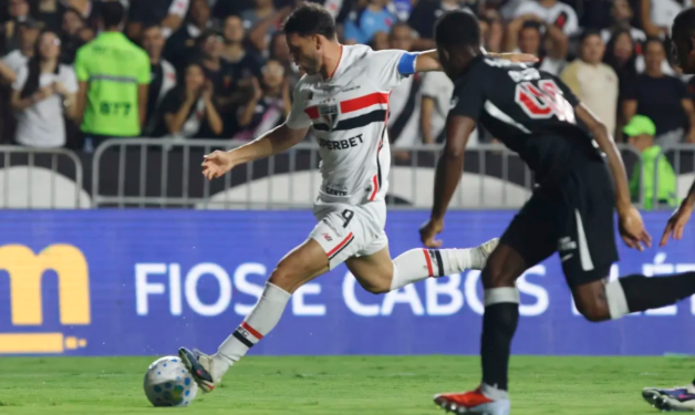 São Paulo leva virada do Vasco em São Januário