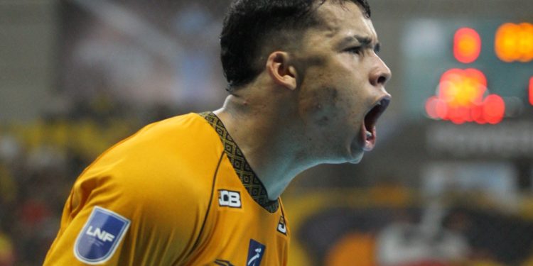Magnus goleia Joinville e assume liderança da LNF Cresol 2026