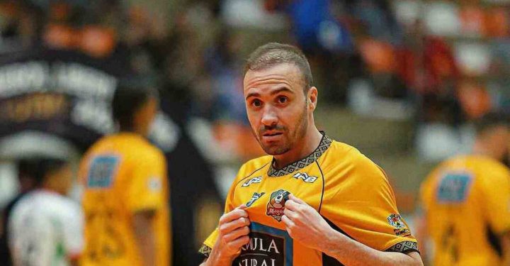 Magnus estreia com goleada na Libertadores