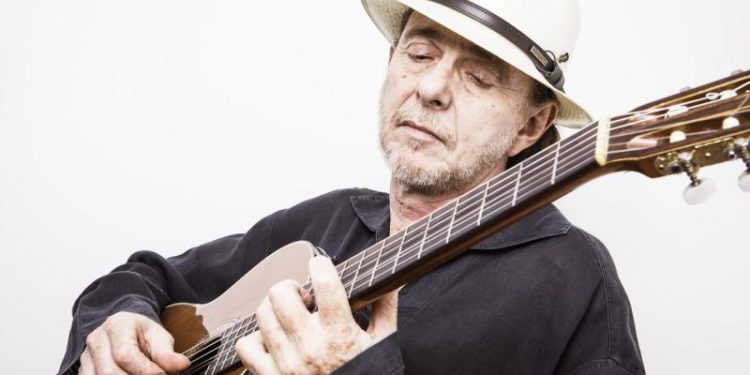Jean Garfunkel faz show gratuito em Botucatu pelo projeto Lageado Cultural