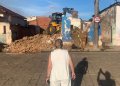 ASSISTÊNCIA SOCIAL*Casas que ofereciam riscos à população são derrubadas em Avare_