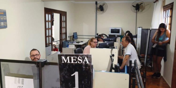 ÚLTIMO DIA PARA REGULARIZAR O TÍTULO ELEITORAL É AMANHÃ EM AVARÉ