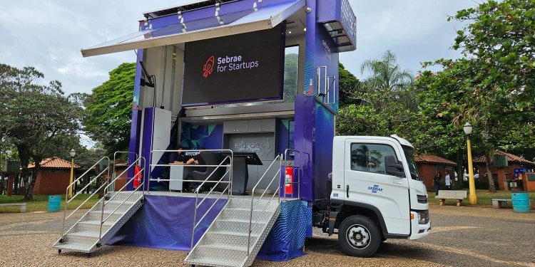 INDÚSTRIA E COMÉRCIO  *SEBRAE Móvel divulga balanço de *SEBRAE Móvel divulga balanço de  empresários e pessoas interessadas em abrir o próprio negócio