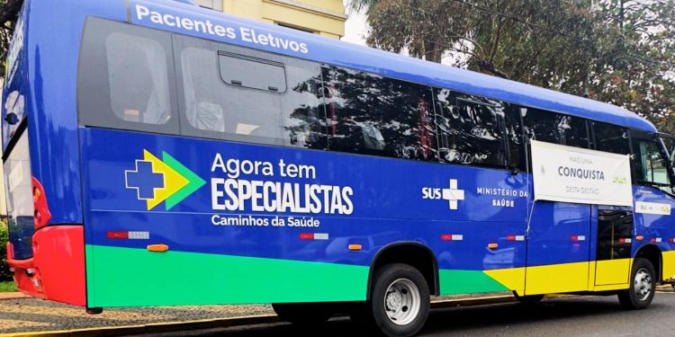 ARTICULAÇÃO DO PREFEITO ROBERTO ARAUJO GARANTE NOVO ÔNIBUS COM ACESSIBILIDADE PARA TRANSPORTE DE PACIENTES DO SUS EM AVARÉ*