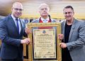 *CONTE LOPES RECEBE TÍTULO DE CIDADÃO AVAREENSE APÓS HISTÓRICA ATUAÇÃO EM PROL DA ESTÂNCIA TURÍSTICA DE AVARÉ*
