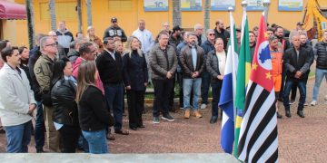 OBRA – Ao lado do Major Mecca, prefeito Roberto Araujo inaugura obra histórica contra enchentes no centro de Avaré