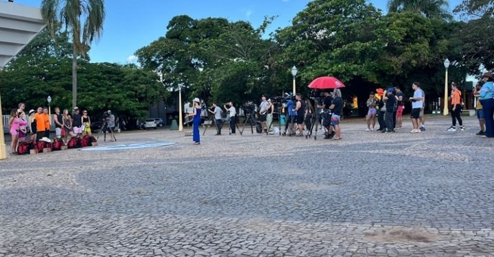 Avaré vira cenário para gravações de Reality Show da Hungria